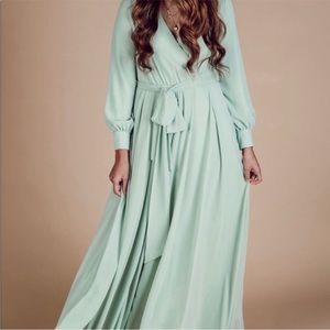 Jessakae Maxi Long Sleeve Chiffon Surplice Neck Gown in Seafoam Green Size Small